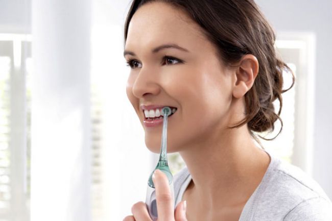 Test: Phillips Sonicare AirFloss - Perfekte Zahnhygiene per Knopfdruck
